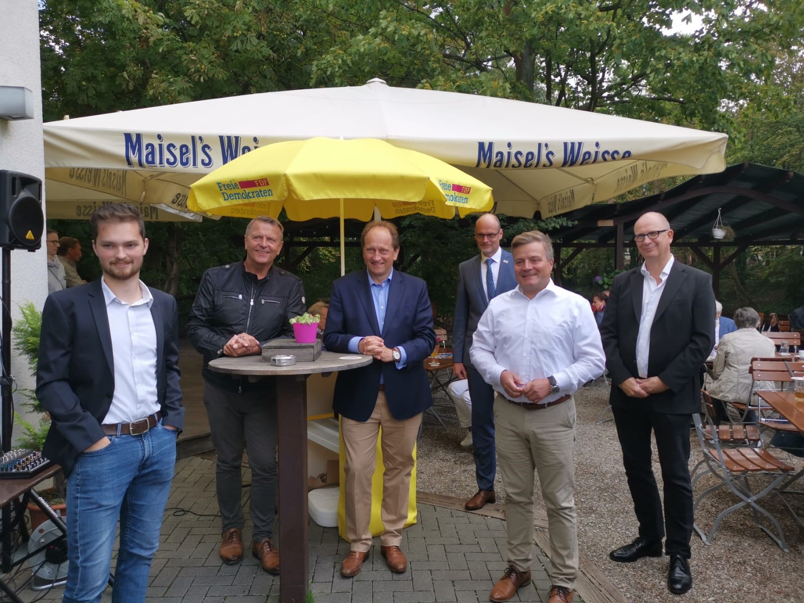 Fabian Griewel, Christof Rasche, Alexander Graf Lambsdorff, Christof Sommer, Arne Moritz und Godehard Pöttker (v.l.). 