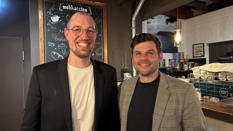 v.l.: Dr. Torben Terwey und Enrico Eppner