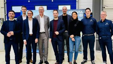 FDP Delegation bei Forvia Hella in Lippstadt